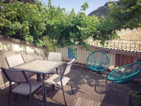 Maison de village avec terrasse